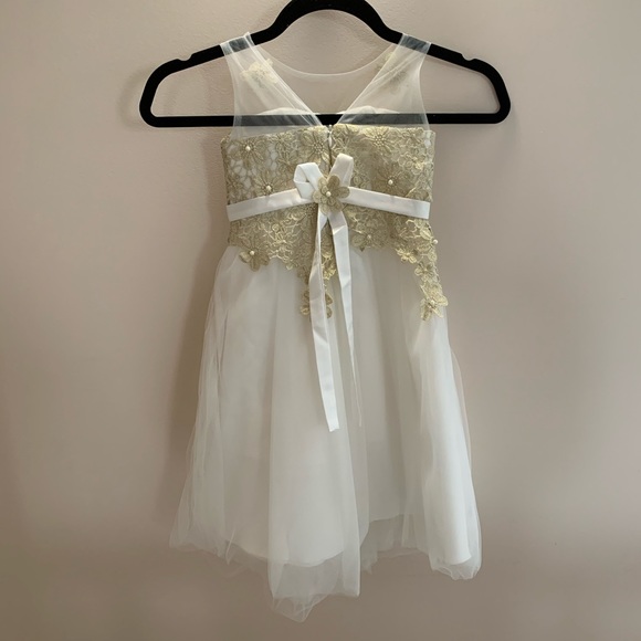 BNWOT Stunning Toddler Girl Dress - Picture 2 of 4